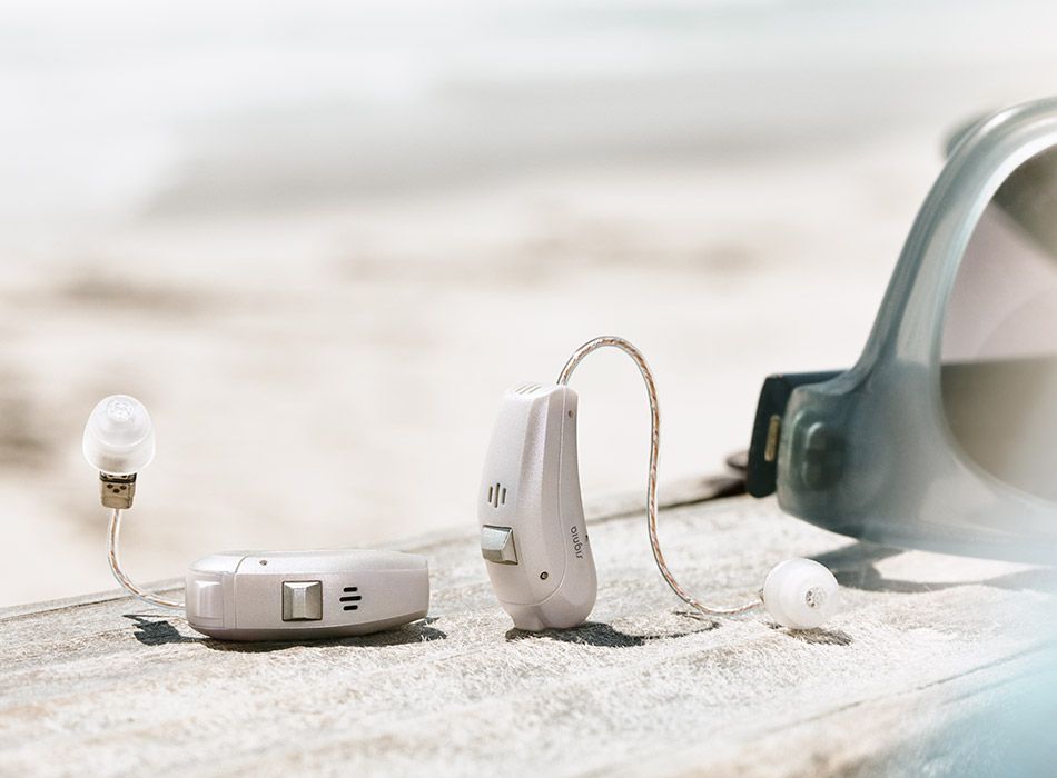 Ace-primax_hearing-aids-beach